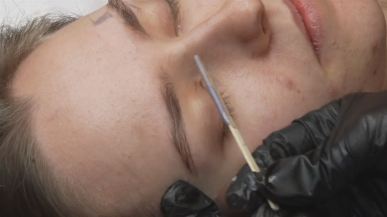 BROW COMBO: BROW WAX, SHAPE &amp; TINT • BROW LAMINATION (ONLINE)